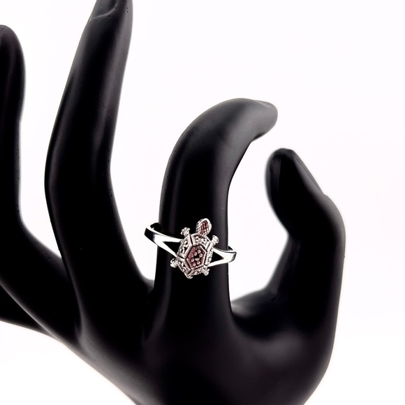 STAMPED 925 Sterling Silver Tiny Turtle Marcasite Ring - Picture 2 of 3
